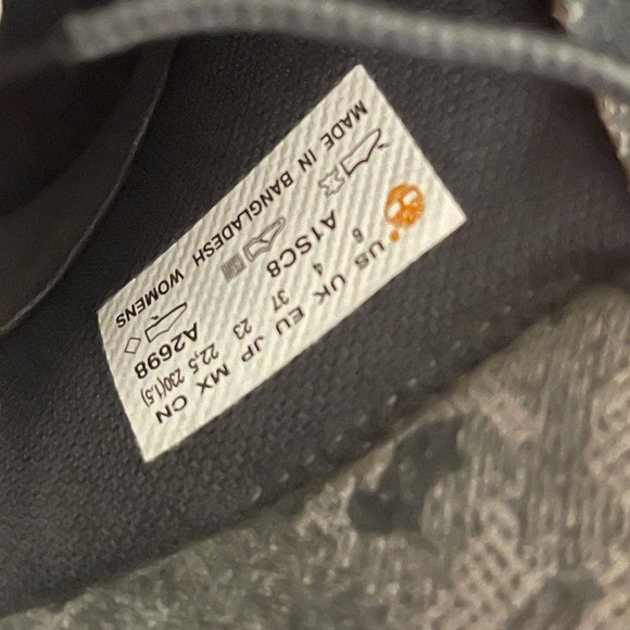 Timberland Boots 🤍 Rarely Worn from FOOTLOCKER - Picture 6 of 10